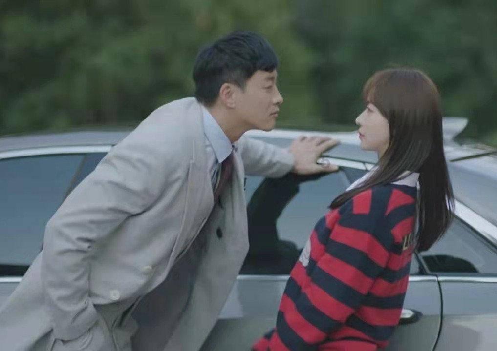 僵尸女友爱爬树